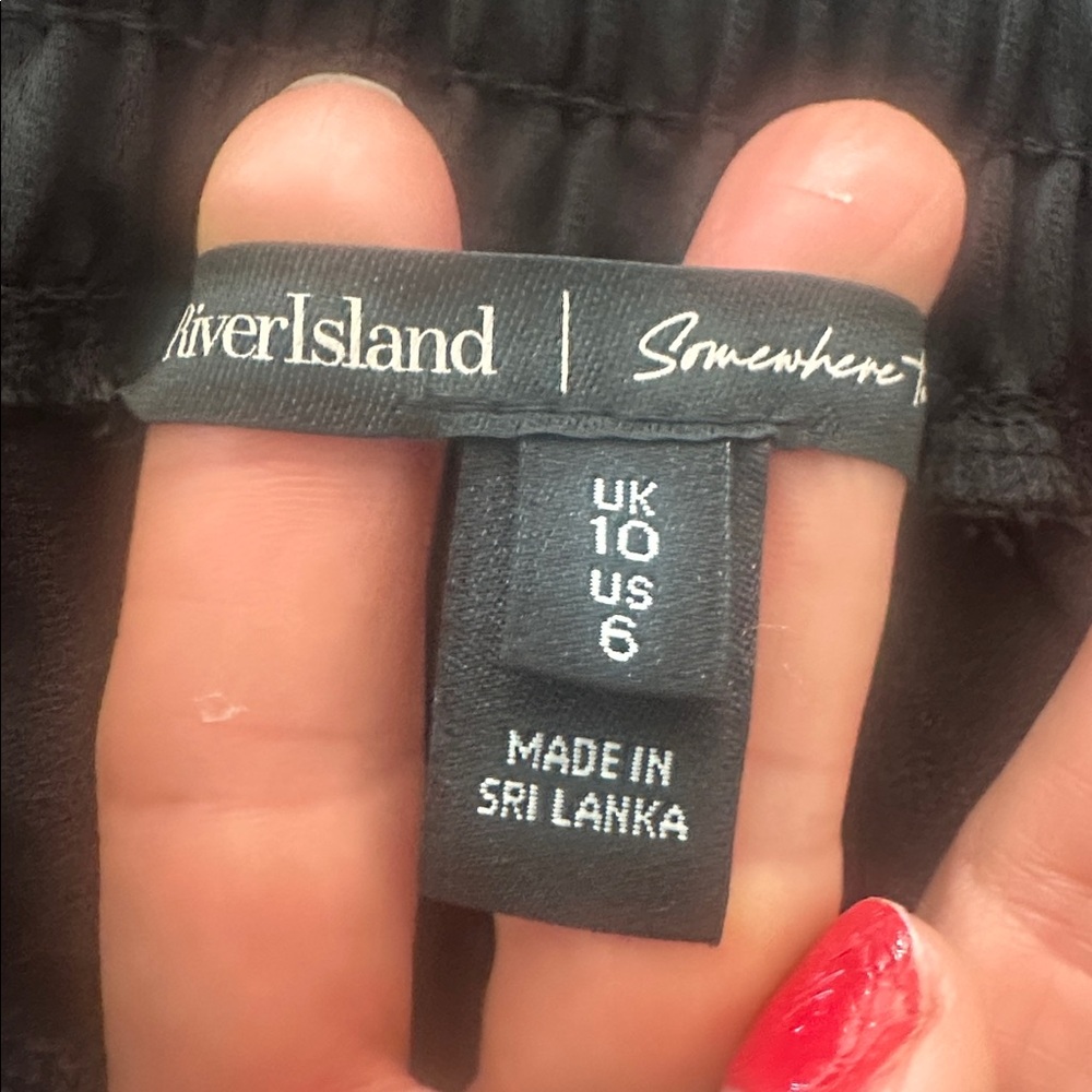 River Island London Black Feather Co ord - Picture 4 of 6